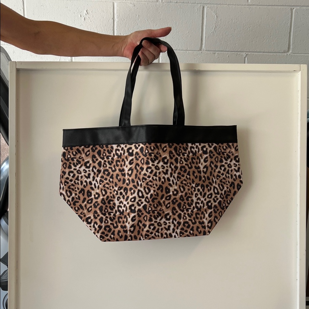New Leopard Print Tote Bag with Black Trim